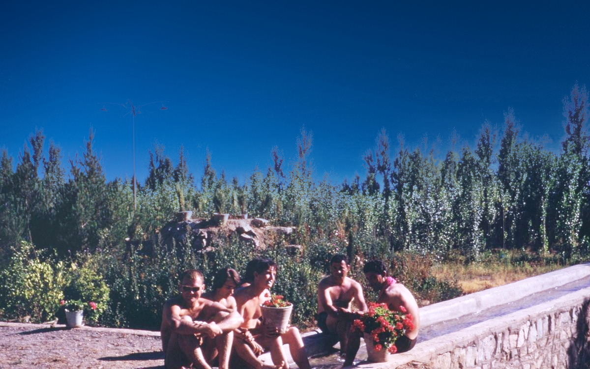 Voyage1968_046_cielBleu.jpg