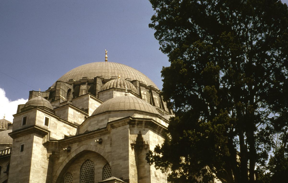 Istanbuk_1969_02.jpg